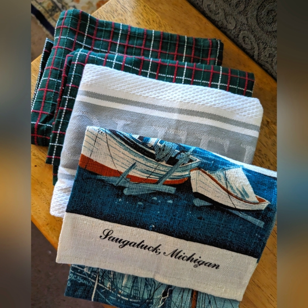 3/$30 NWOT Cotton Dish Bar Towels